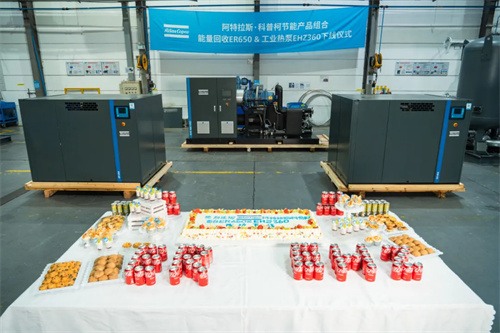 熱能回收泵組ER650和工業(yè)熱泵機(jī)組EHZ360在無錫工廠下線(圖1)