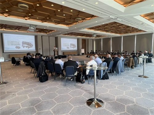 20241218257735.jpg 開山集團壓縮機業(yè)務(wù)板塊海外公司年會在土耳其Izmir召開(圖4)