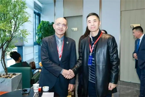 20250123228758.jpg 凌宇機械榮獲“新航海時代”年度品牌企業(yè)榮譽(圖3)