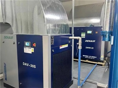 20250221296291.jpg 合作暢想 未來規(guī)劃 德耐爾壓縮空氣壓縮機(jī)組落戶高校(圖2)