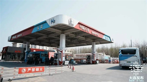 20250421259202.jpg 國內(nèi)首臺直管結(jié)構(gòu)70兆帕壓縮氫加氣器驗收裝置完成驗收(圖5)