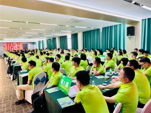 薩震成長(zhǎng)商學(xué)院第十六屆全國(guó)銷(xiāo)售精英培訓(xùn)圓滿結(jié)束(圖1)