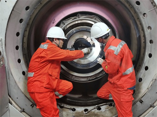 西部管道公司首次在機(jī)械工業(yè)出版社出版 01 匯聚創(chuàng)新維修方案(圖2)