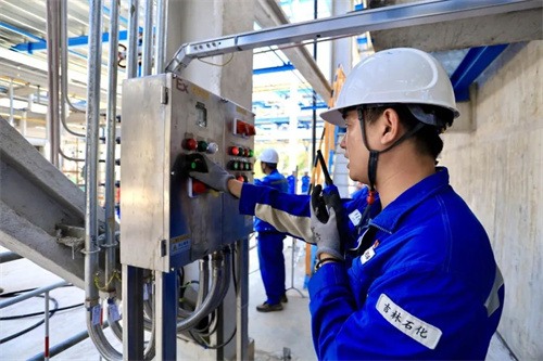 染料廠35萬噸/年苯酚丙酮裝置空氣壓縮機試運行成功(圖3)