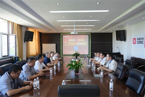 優(yōu)耐特斯免費(fèi)更新 新機(jī)器交接儀式(圖5)