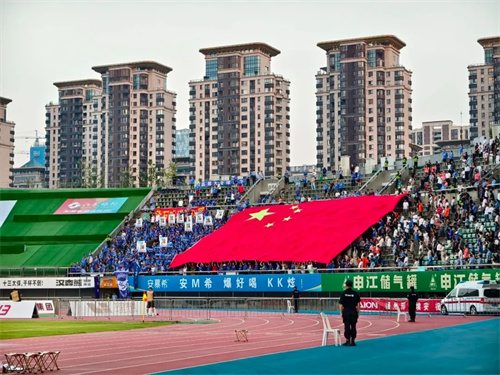 江蘇省城市足球聯(lián)賽第六輪舉行 申江儲氣罐強大品牌支持足球盛宴(圖5)