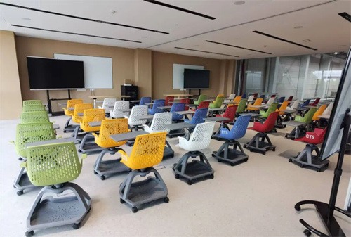 無(wú)錫紐曼泰克客戶中心新辦公室開(kāi)業(yè)(圖8)