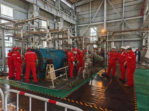 20250826138068.jpg 撫順石化烯烴廠乙烯車間正式將乙烯壓縮機(jī)移交撫順機(jī)電隊(duì)(圖1)