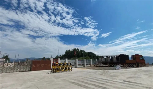 20250916602199.jpg 普光分公司依托“燃料氣驅(qū)動(dòng)車(chē)載壓縮機(jī)連續(xù)氣舉”工藝(圖1)