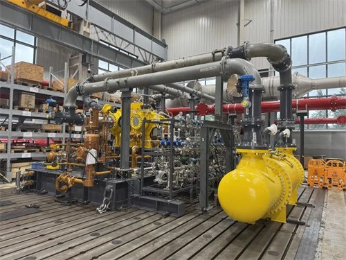 550兆瓦燃?xì)饴?lián)合循環(huán)熱電站提供2套燃料氣增壓機(jī)組(FGB)(圖2)