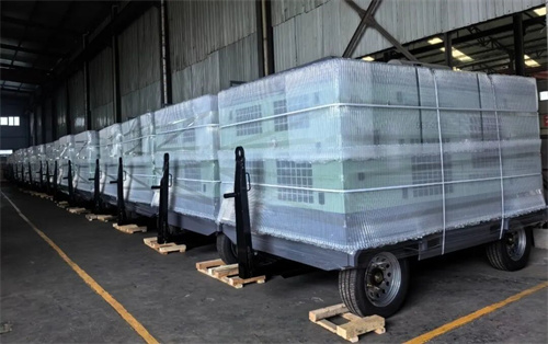 20251021668923.jpg 陜西移山為俄羅斯定制20臺柴油移動螺桿空氣壓縮機(jī)(圖1)