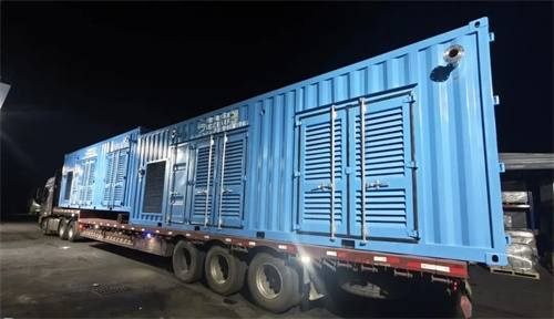 20251021918360.jpg 三臺(tái)薩震高端定制人工智能智能集裝箱空氣壓縮站下線(圖3)