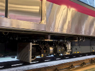 20251016433878.png 國內(nèi)制動系統(tǒng)無油空壓機風(fēng)源系統(tǒng)在亦莊線004和013列車上穩(wěn)(圖2)