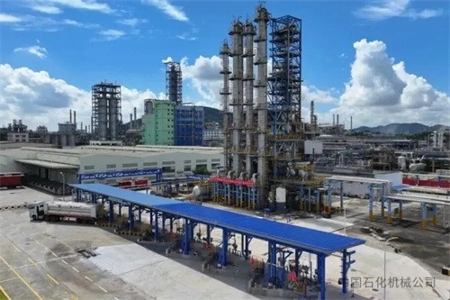 20251119683094.jpg 石化機(jī)械自主設(shè)計(jì)開(kāi)發(fā) 兩臺(tái)22MPa隔膜壓縮機(jī)到河南出發(fā)(圖4)