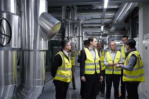 瑞典銀瑞達集團赴阿特拉斯科普柯壓縮機技術無錫園區(qū)考察_壓縮機(圖3)